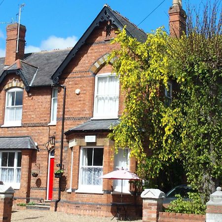 Telford House Bed and Breakfast Milton Keynes Eksteriør billede